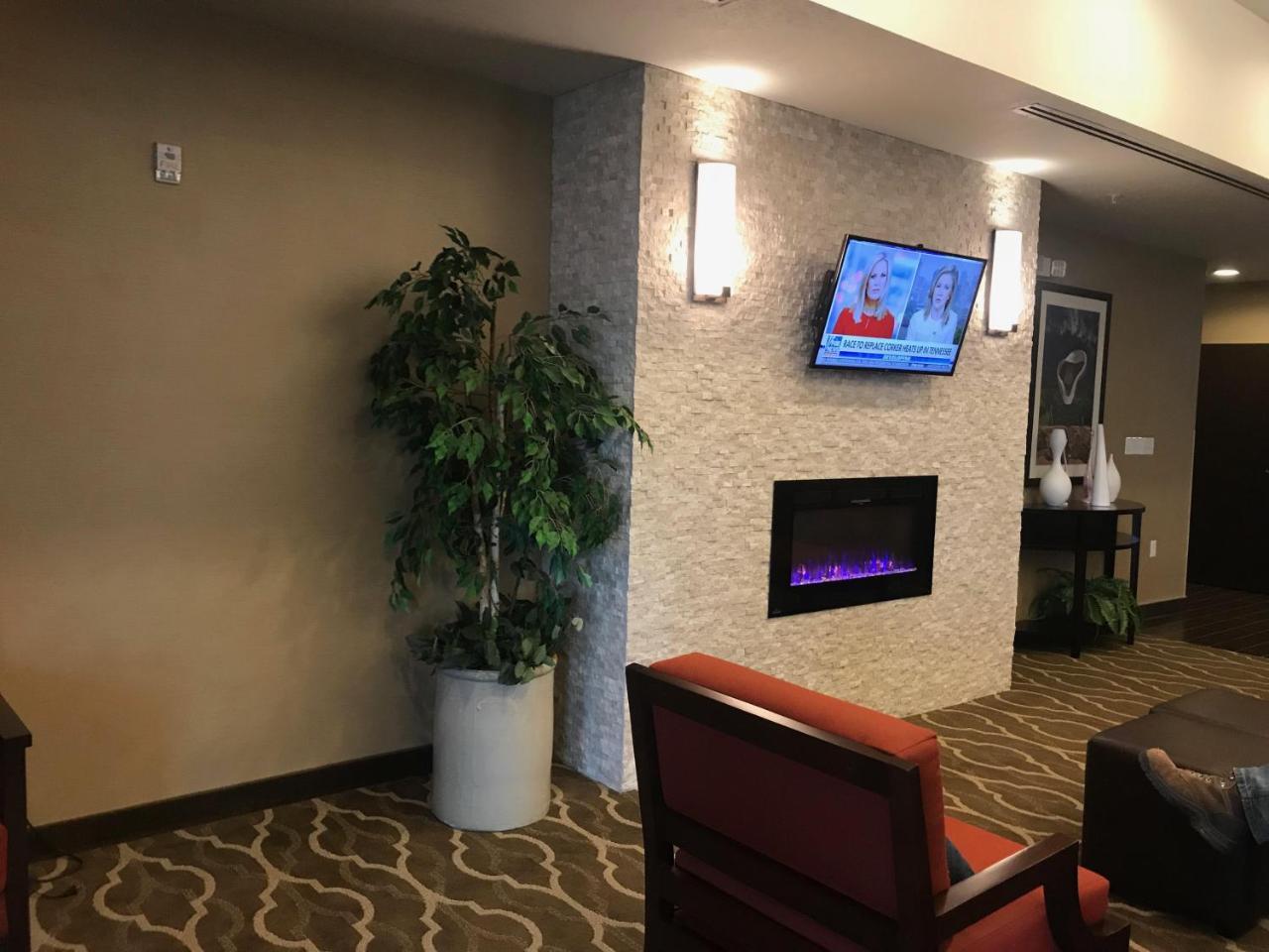 Heartland Inn And Suites Wheatland Экстерьер фото